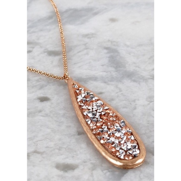 ✨SALE✨LAST1✨5⭐️NEW! GLITTER STONE PENDANT NECKLACE - Picture 8 of 8